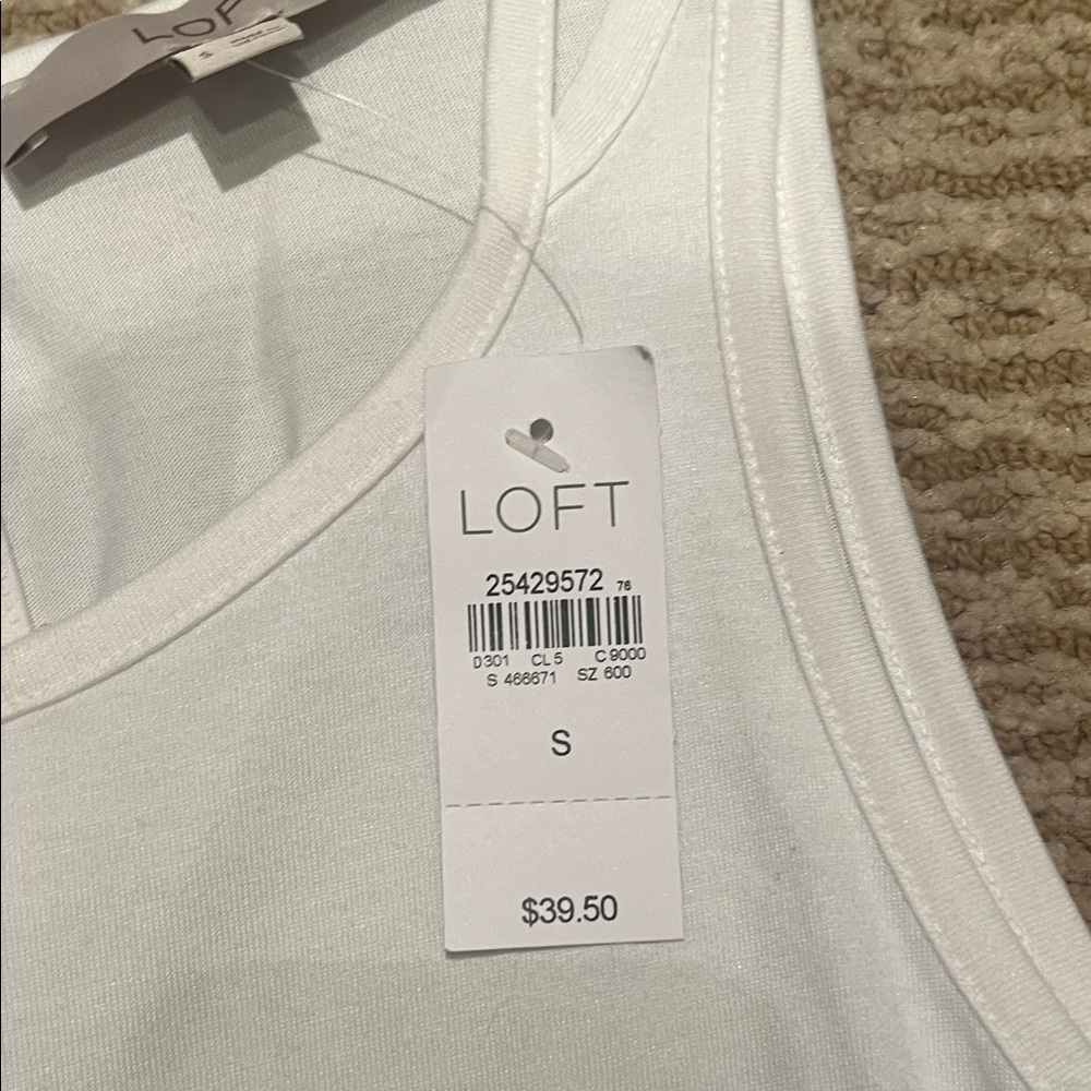 LOFT White Sleeveless Tank Top - Picture 2 of 3